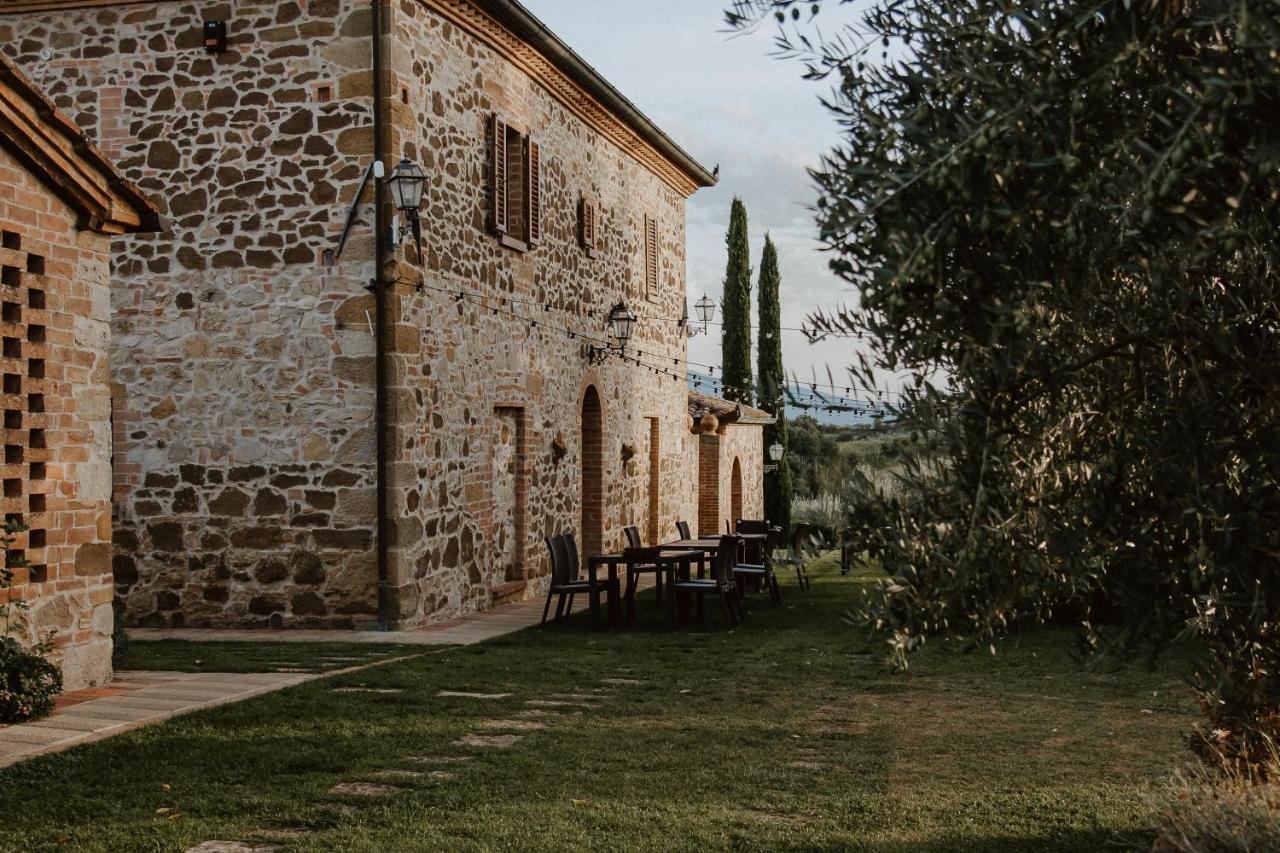 Agriturismo Belagaggio Montefollonico Exterior foto